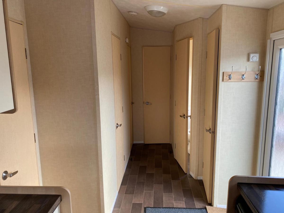 טאטרשאל 3 Bedroom 8 Berth Standard Basic Caravans With Hot Tub,Mountain Bikes מראה חיצוני תמונה